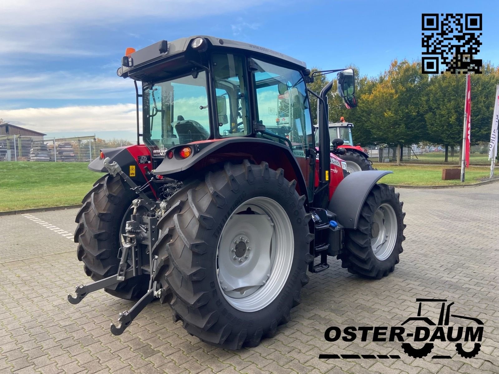 Traktor van het type Massey Ferguson 5710, Neumaschine in Kaisersesch (Foto 8)