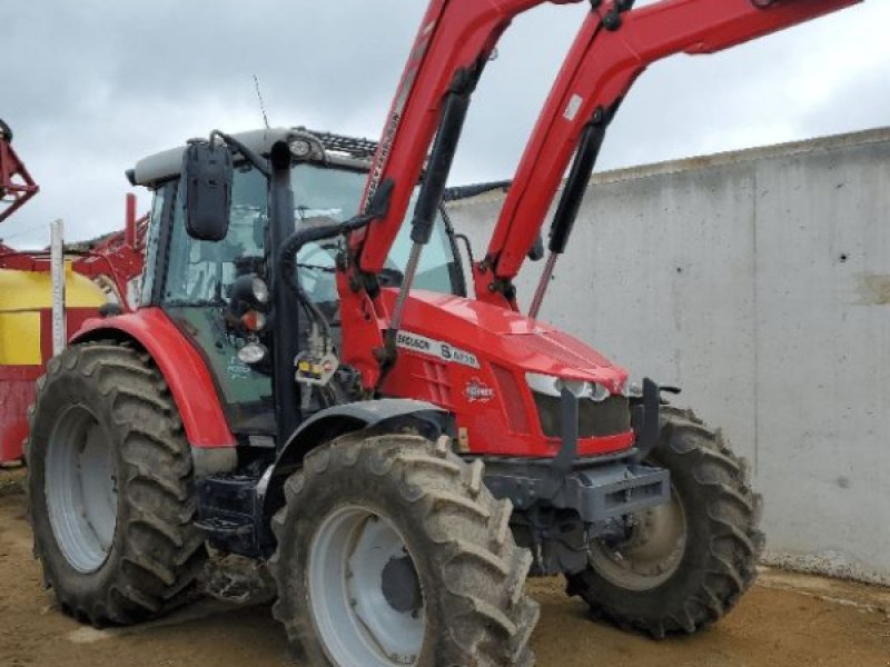 Traktor типа Massey Ferguson 5710S, Gebrauchtmaschine в DOMFRONT (Фотография 1)