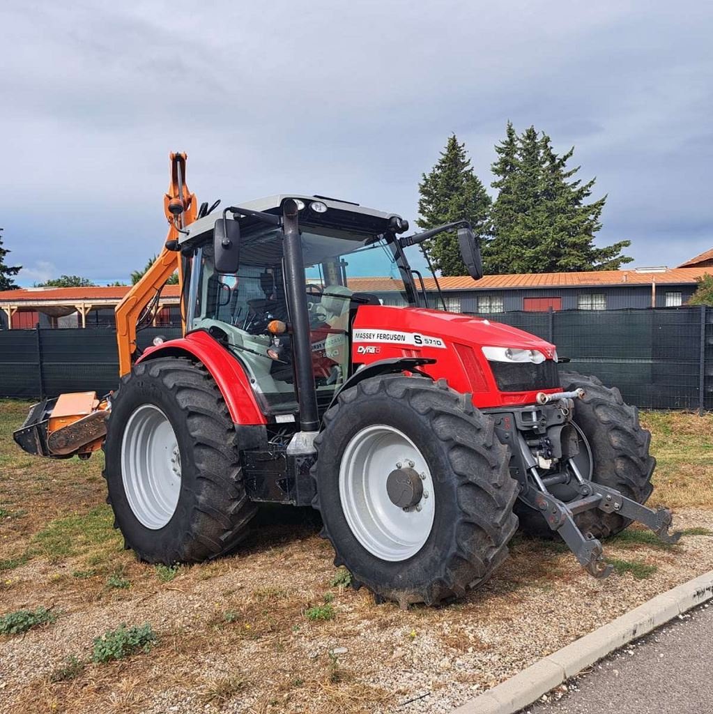 Traktor typu Massey Ferguson 5710S, Gebrauchtmaschine v NOVES (Obrázek 4)