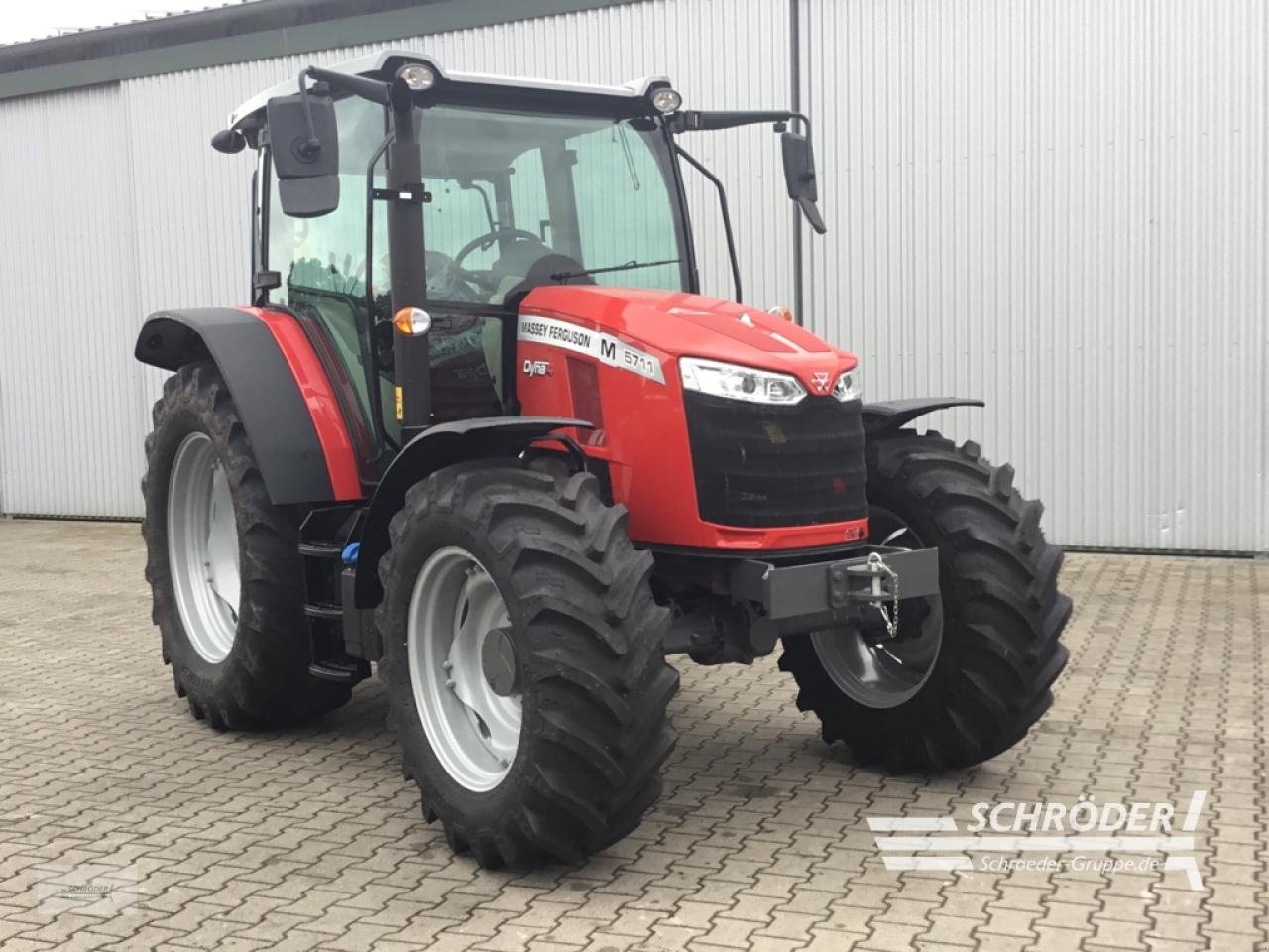 Traktor tipa Massey Ferguson 5711 CAB DYNA-4 ESSENTIAL, Neumaschine u Lastrup (Slika 2)