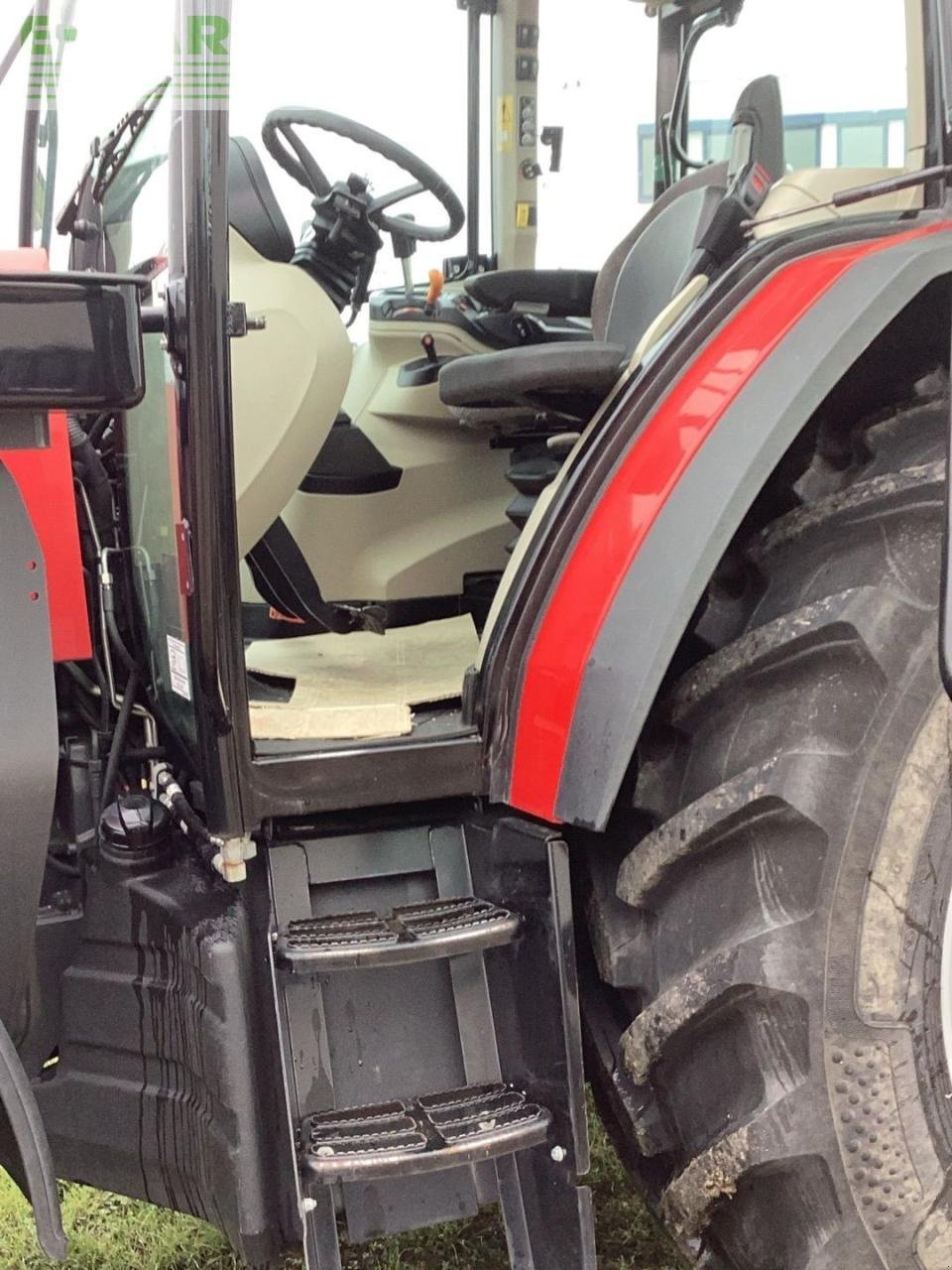 Traktor typu Massey Ferguson 5711 Global, Gebrauchtmaschine v Hamburg (Obrázok 13)