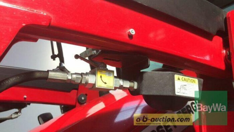 Traktor του τύπου Massey Ferguson 5711 MR ESSENTIAL D4, Gebrauchtmaschine σε Mindelheim (Φωτογραφία 22)