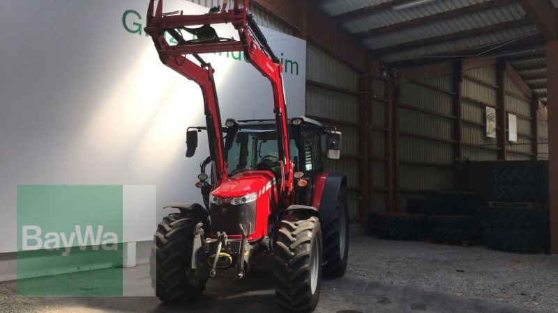 Traktor van het type Massey Ferguson 5711 MR ESSENTIAL D4, Gebrauchtmaschine in Mindelheim (Foto 4)