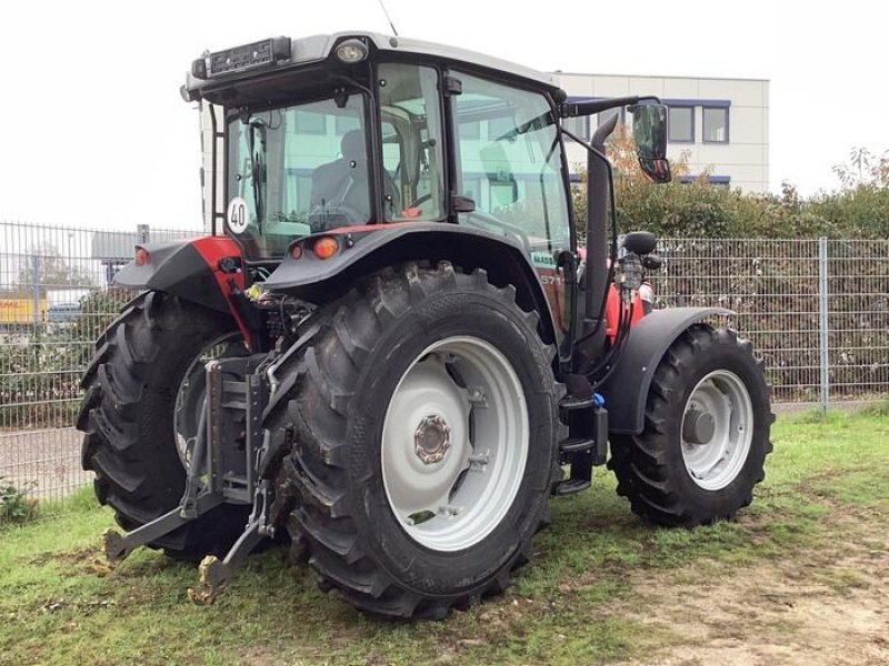 Traktor typu Massey Ferguson 5711, Gebrauchtmaschine w Münster (Zdjęcie 11)