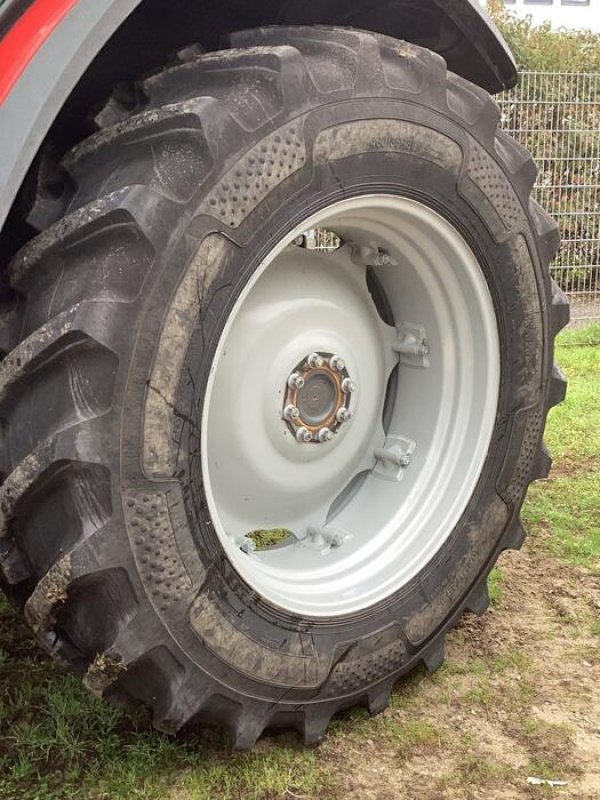 Traktor van het type Massey Ferguson 5711, Gebrauchtmaschine in Münster (Foto 16)