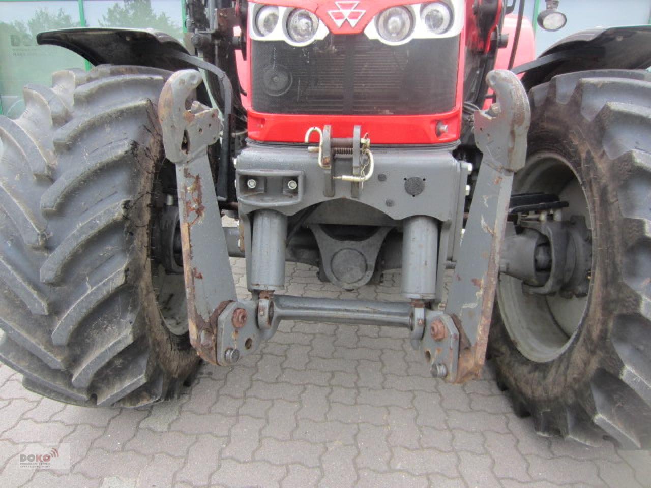 Traktor typu Massey Ferguson 5711SL D4 Efficient, Gebrauchtmaschine v Schoenberg (Obrázok 4)