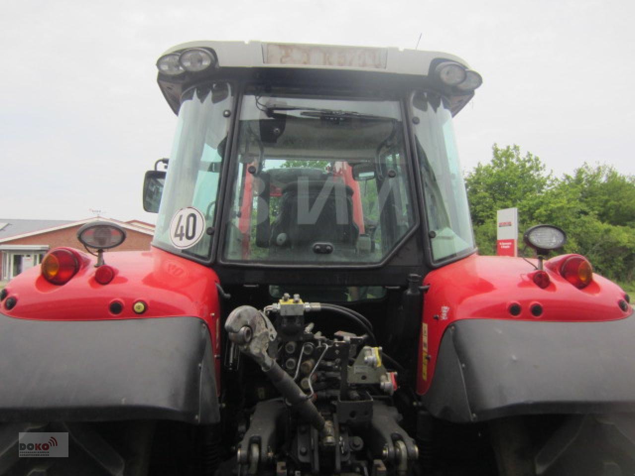 Traktor typu Massey Ferguson 5711SL D4 Efficient, Gebrauchtmaschine v Schoenberg (Obrázok 5)