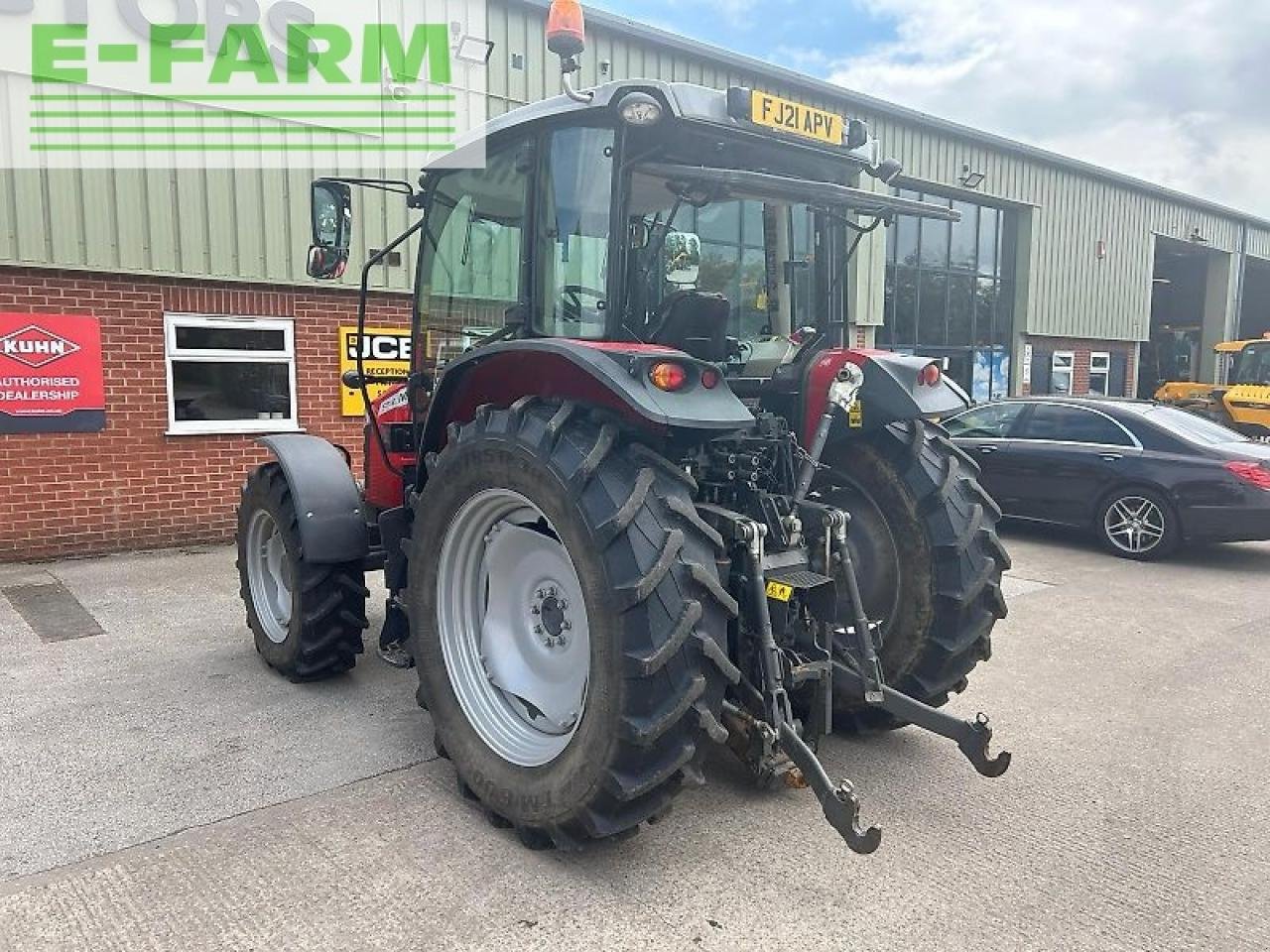 Traktor typu Massey Ferguson 5712m, Gebrauchtmaschine v SHREWSBURRY (Obrázok 8)