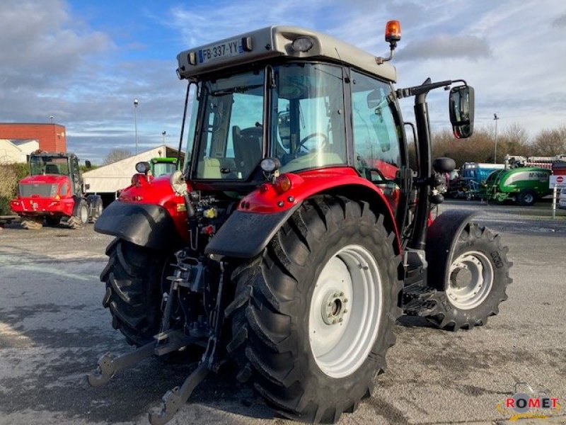 Traktor typu Massey Ferguson 5713 S D4 EF MR, Gebrauchtmaschine v Gennes sur glaize (Obrázek 3)