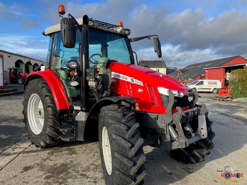 Traktor typu Massey Ferguson 5713 S D4 EF MR, Gebrauchtmaschine v Gennes sur glaize (Obrázek 1)