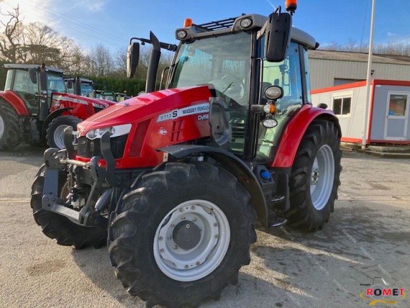 Traktor typu Massey Ferguson 5713 S D4 EF MR, Gebrauchtmaschine v Gennes sur glaize (Obrázek 2)