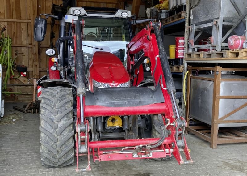 Traktor of the type Massey Ferguson 5713 S EFFICIENT, Gebrauchtmaschine in Wald (Picture 3)