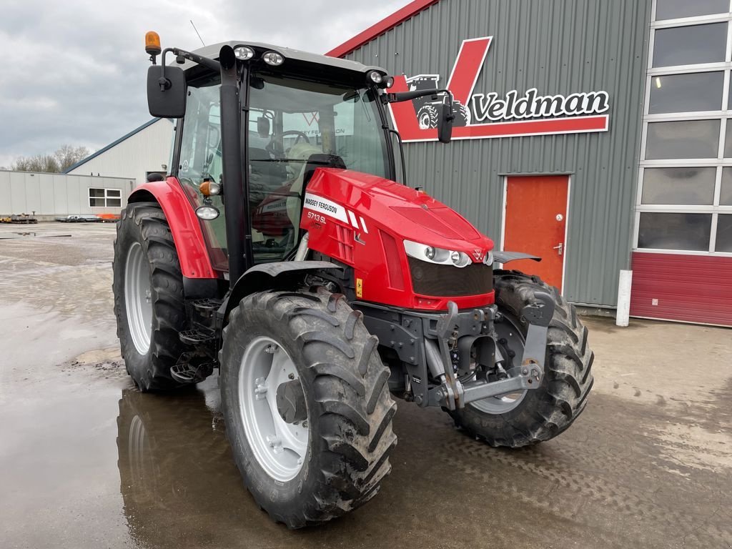 Traktor typu Massey Ferguson 5713-SL DYNA-6, Gebrauchtmaschine w MARIENHEEM (Zdjęcie 2)