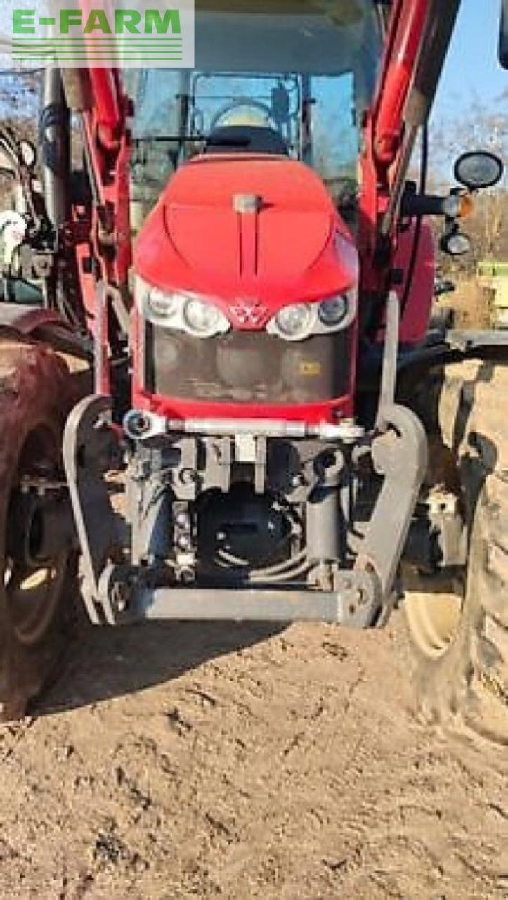 Traktor van het type Massey Ferguson 5713 sl, Gebrauchtmaschine in MARLENHEIM (Foto 4)