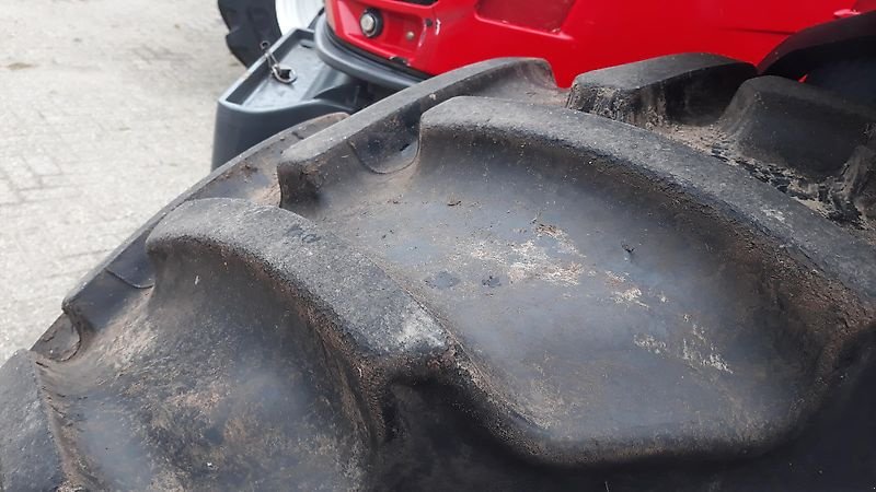 Traktor a típus Massey Ferguson 5713 SL, Gebrauchtmaschine ekkor: Itterbeck (Kép 26)