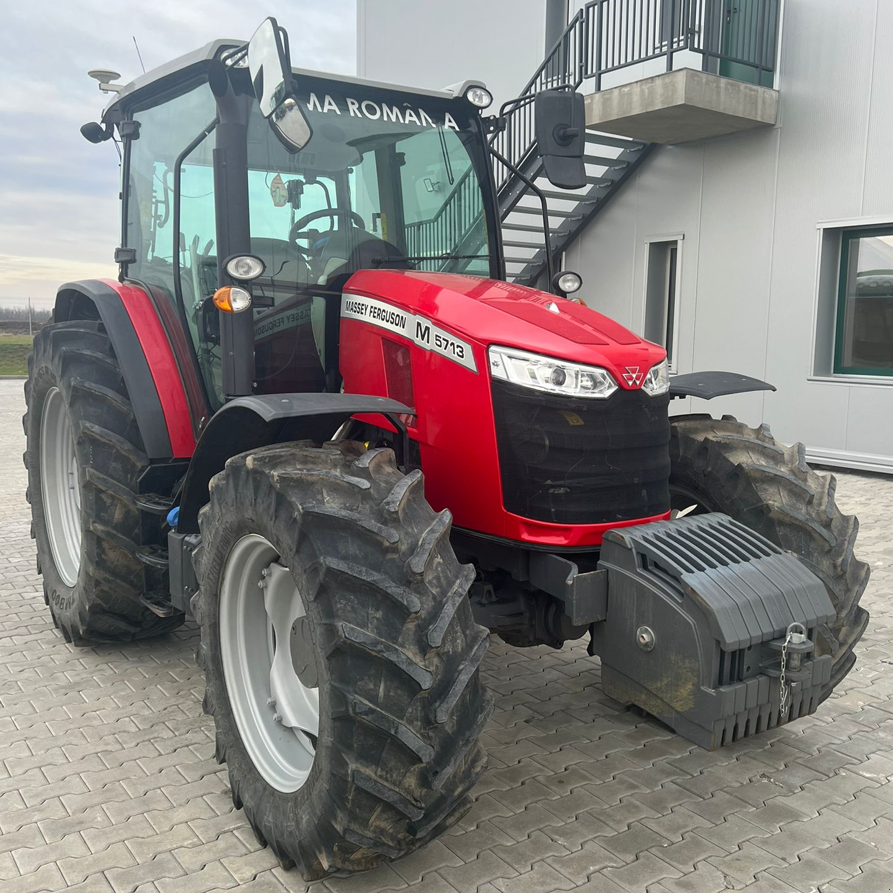 Traktor Türe ait Massey Ferguson 5713M Cab ES, Gebrauchtmaschine içinde Orţişoara (resim 1)