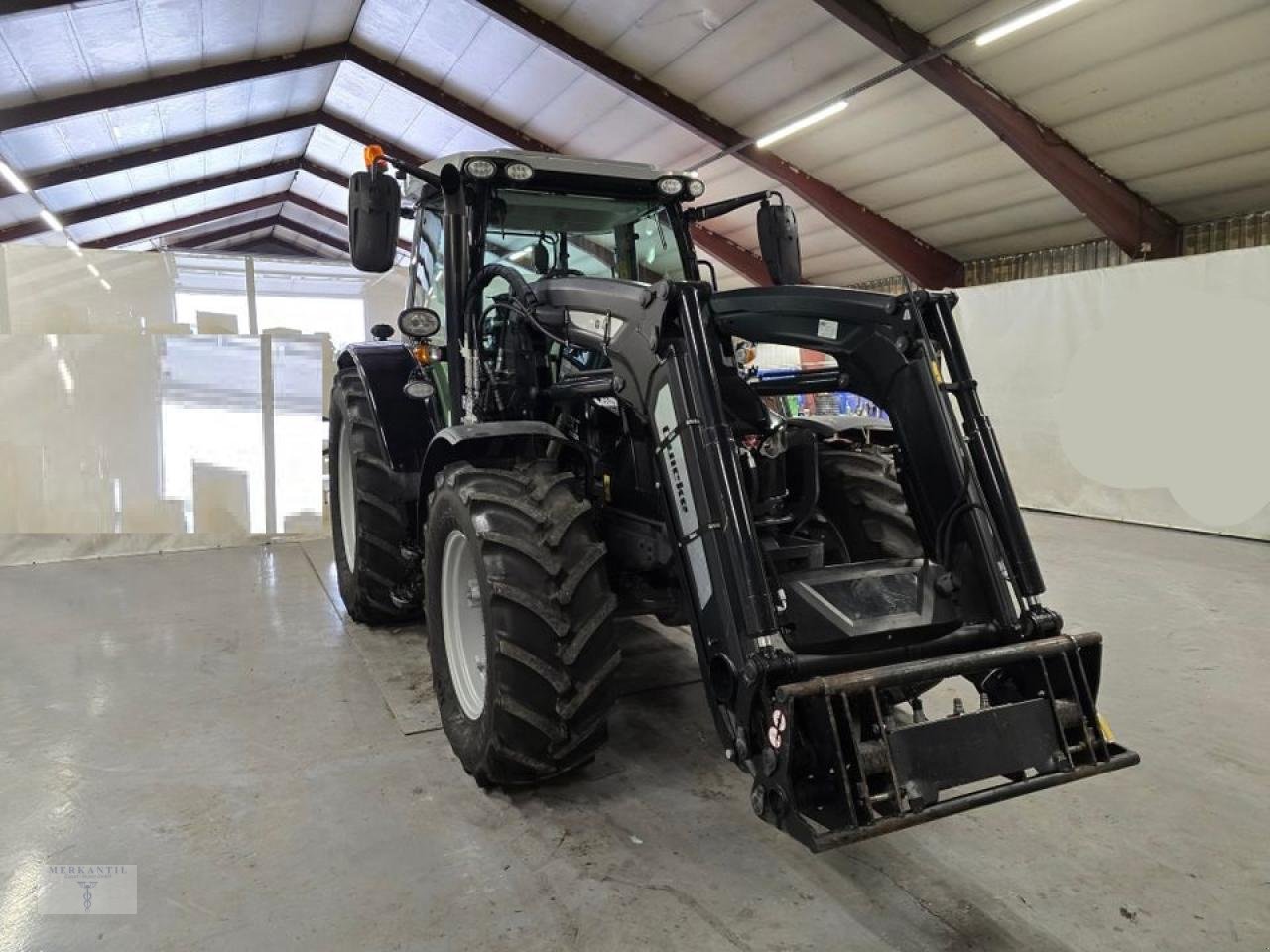 Traktor of the type Massey Ferguson 5713S Dyna 4, Gebrauchtmaschine in Pragsdorf (Picture 14)