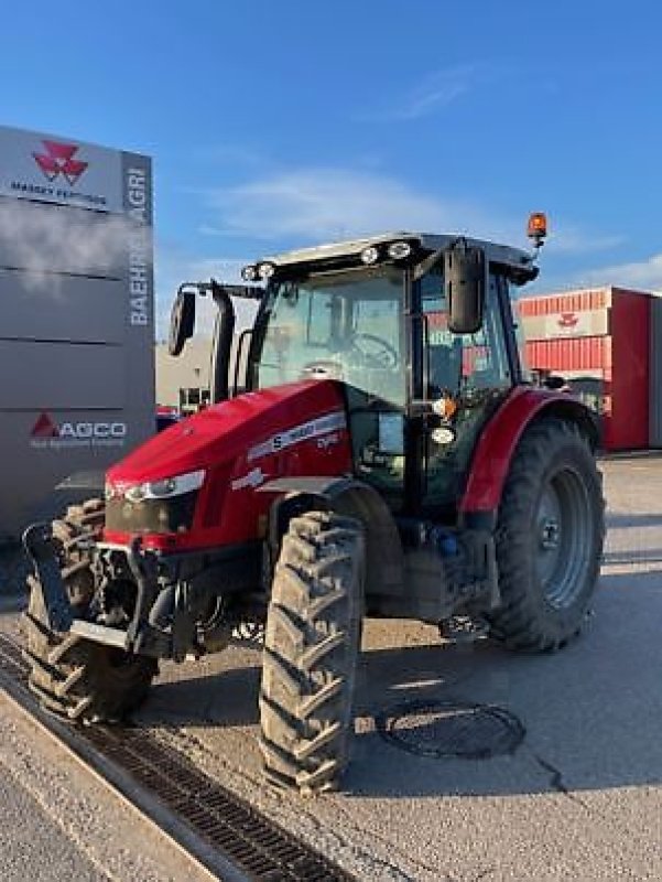 Traktor Türe ait Massey Ferguson 5713S, Gebrauchtmaschine içinde MARLENHEIM (resim 1)