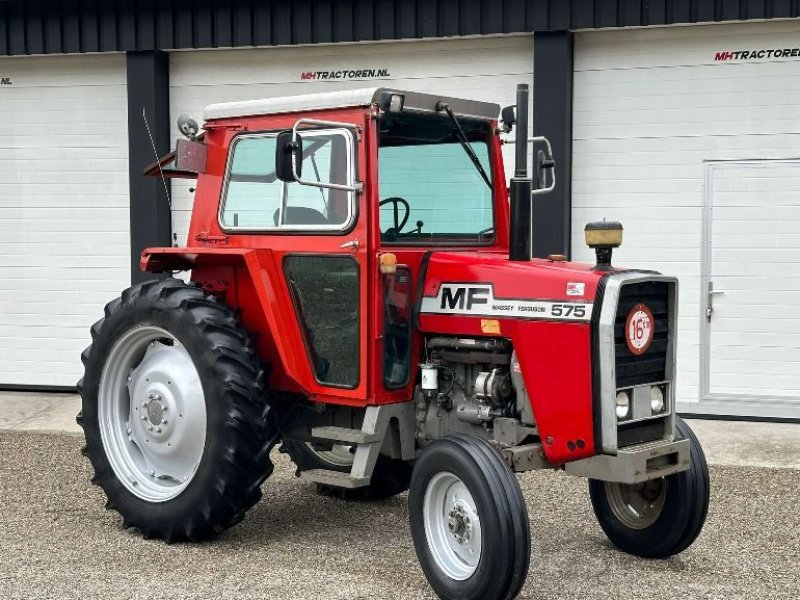 Traktor του τύπου Massey Ferguson 575, Gebrauchtmaschine σε Linde (dr)