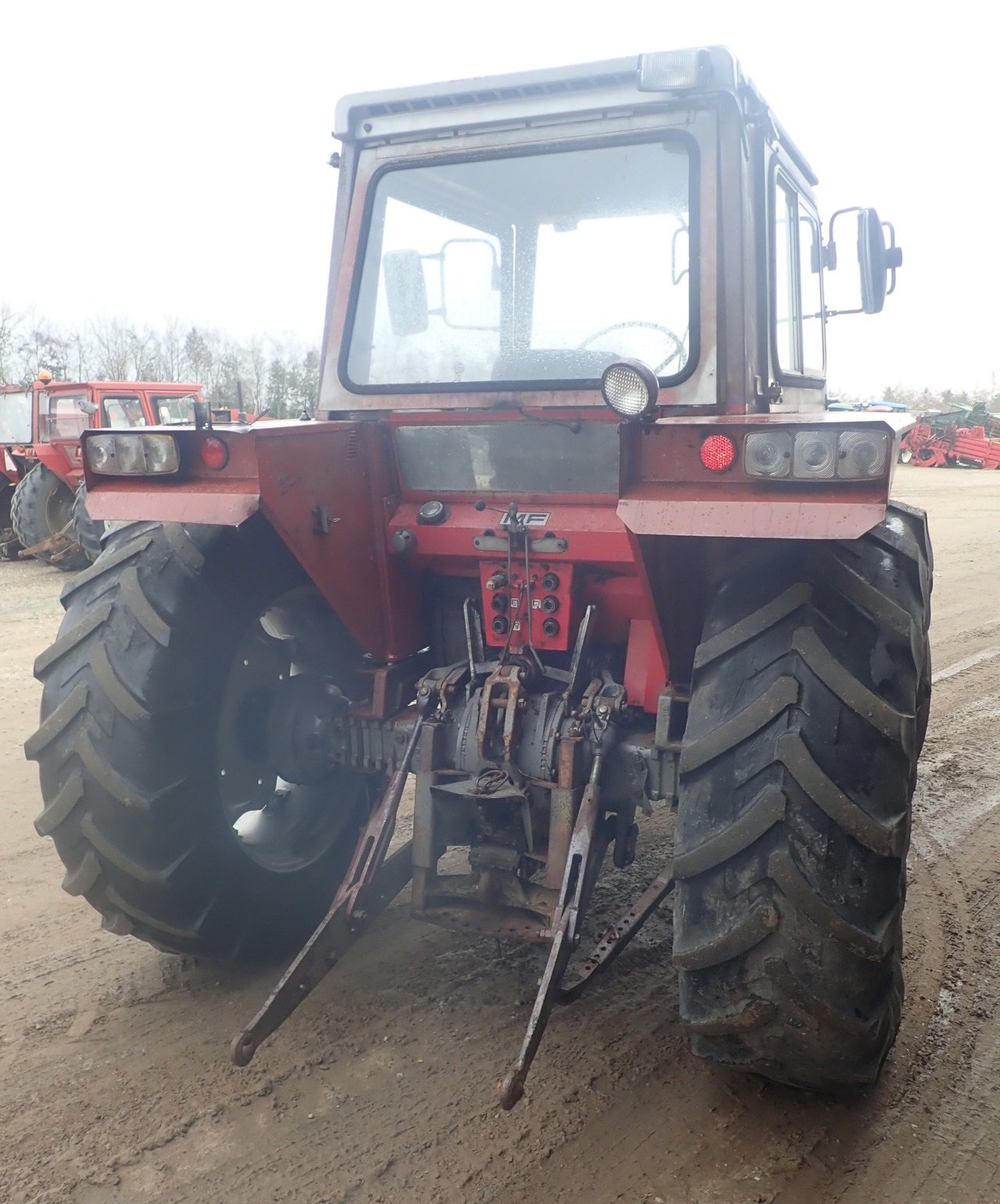 Traktor Türe ait Massey Ferguson 590, Gebrauchtmaschine içinde Viborg (resim 3)