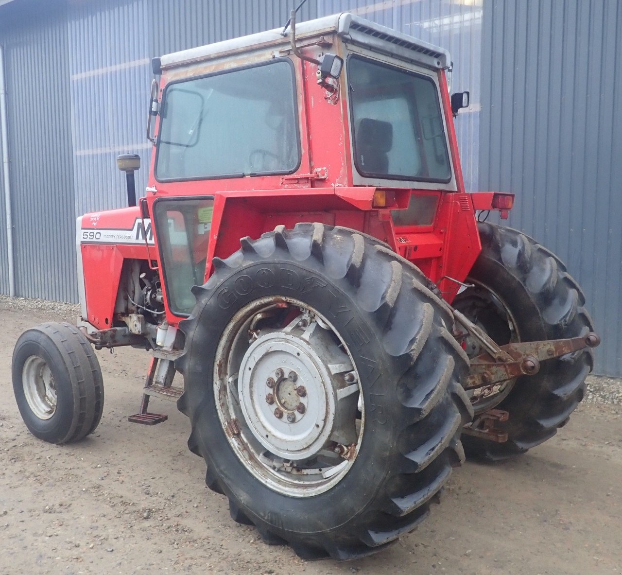 Traktor от тип Massey Ferguson 590, Gebrauchtmaschine в Viborg (Снимка 6)