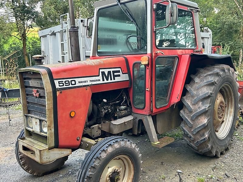 Traktor des Typs Massey Ferguson 590, Gebrauchtmaschine in Tiefensall (Bild 2)