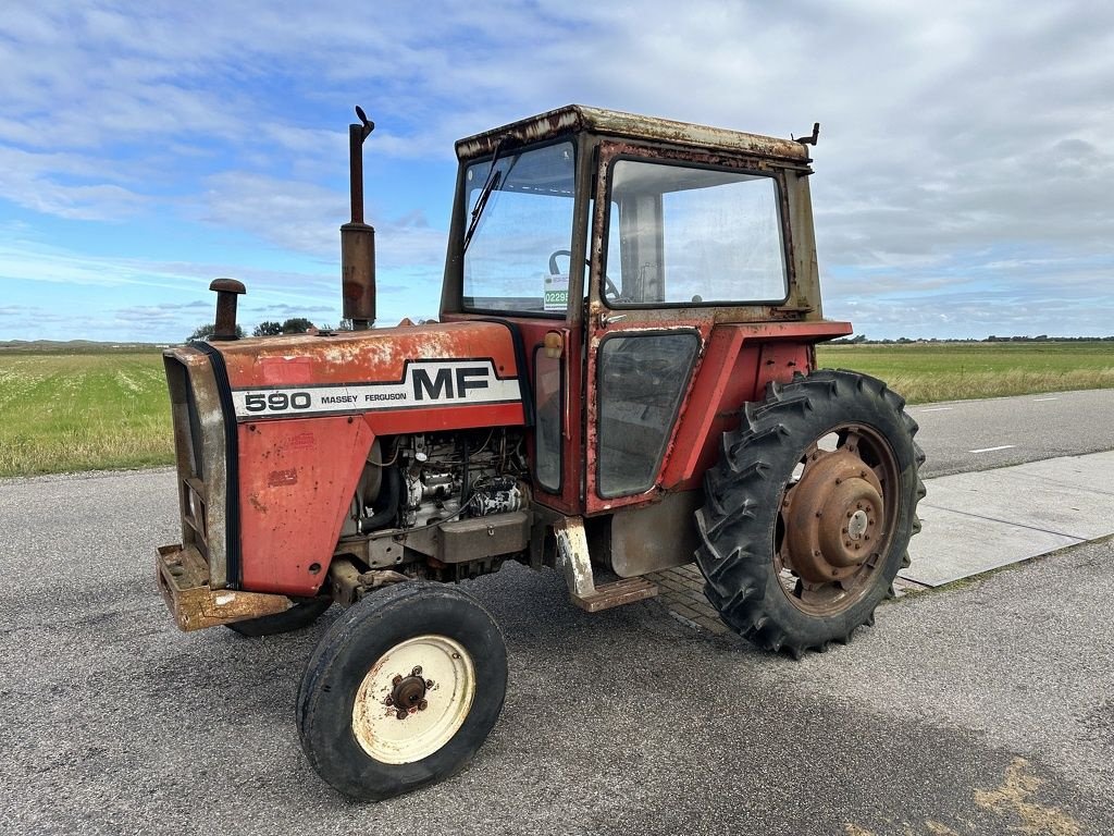 Traktor du type Massey Ferguson 590, Gebrauchtmaschine en Callantsoog (Photo 1)