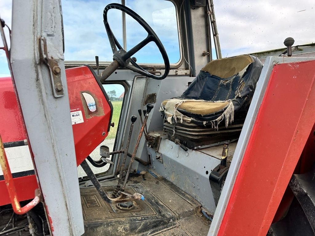 Traktor des Typs Massey Ferguson 590, Gebrauchtmaschine in Callantsoog (Bild 4)