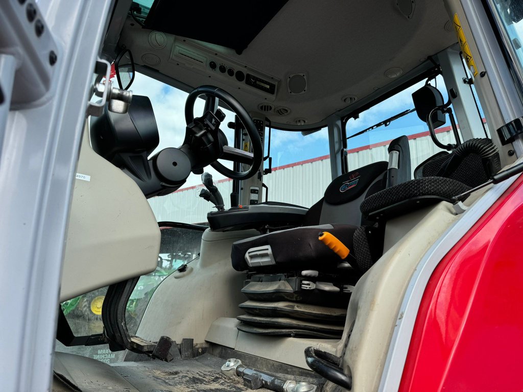 Traktor van het type Massey Ferguson 5S 125 EFFICIENT (DESTOCKAGE), Gebrauchtmaschine in GUERET (Foto 8)