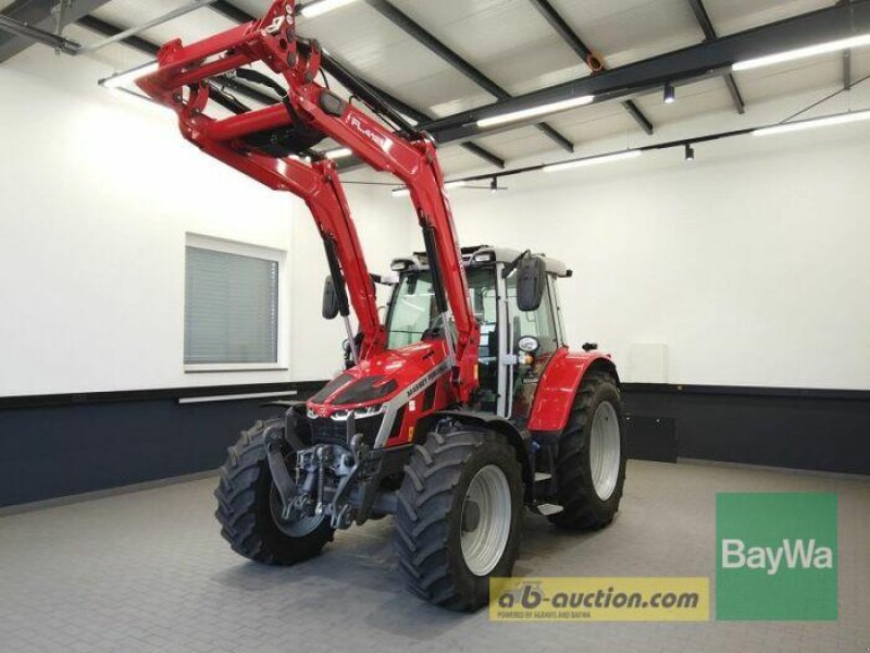 Traktor van het type Massey Ferguson 5S.115 DYNA-6 EFFICIENT, Gebrauchtmaschine in Manching (Foto 16)