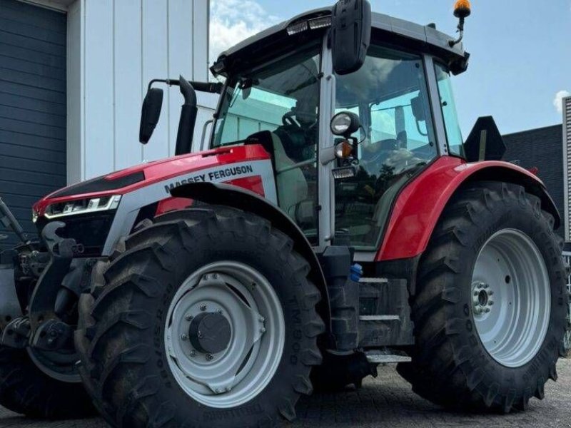 Traktor typu Massey Ferguson 5S.125, Gebrauchtmaschine v Geldermalsen