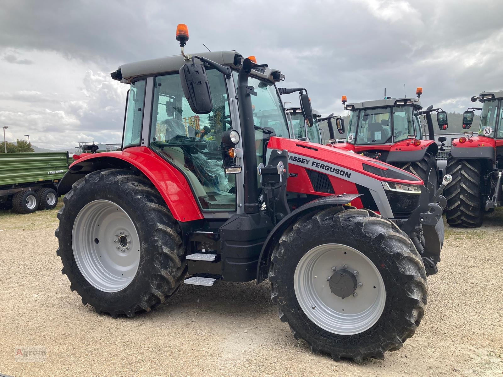 Traktor typu Massey Ferguson 5S.135, Neumaschine v Münsingen (Obrázok 4)