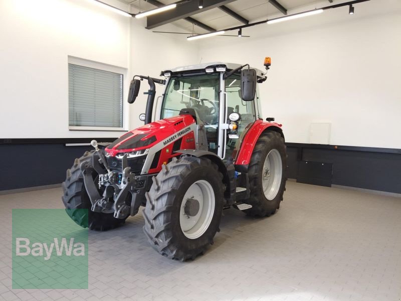 Traktor typu Massey Ferguson 5S.145 DYNA-6 EXCLUSIVE, Gebrauchtmaschine w Manching (Zdjęcie 11)