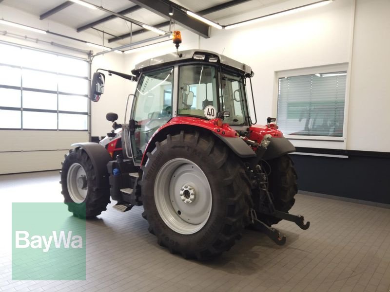 Traktor of the type Massey Ferguson 5S.145 DYNA-6 EXCLUSIVE, Gebrauchtmaschine in Manching (Picture 9)