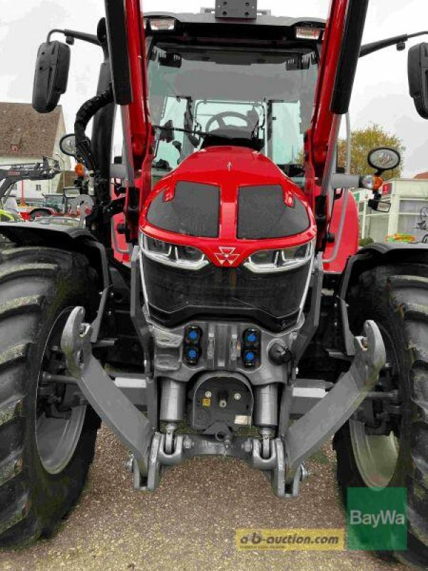 Traktor typu Massey Ferguson 5S.145 DYNA-6 EXCLUSIVE, Gebrauchtmaschine w Obertraubling (Zdjęcie 3)