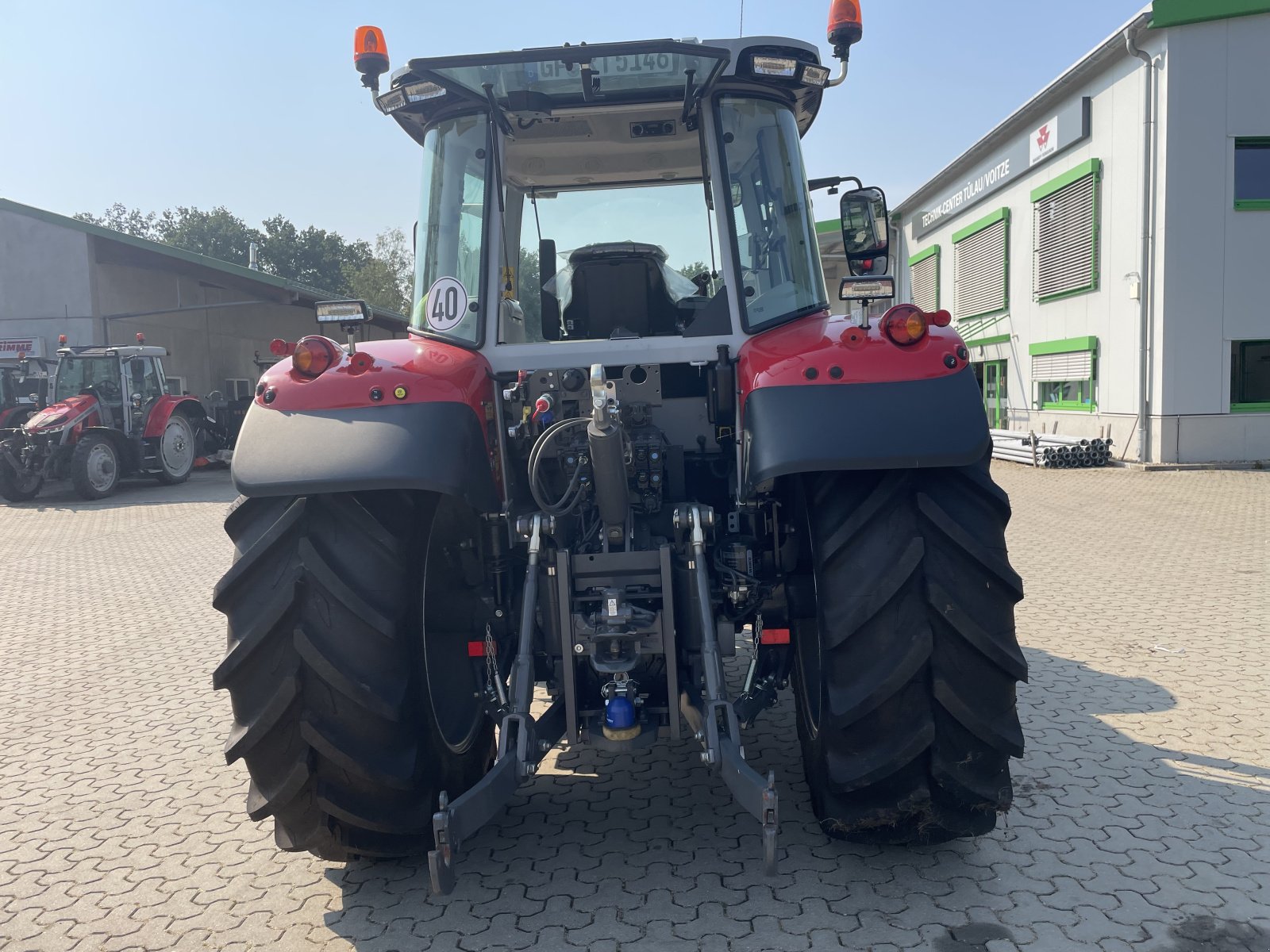 Traktor du type Massey Ferguson 5S.145 Dyna-6 Exclusive, Gebrauchtmaschine en Voitze (Photo 2)