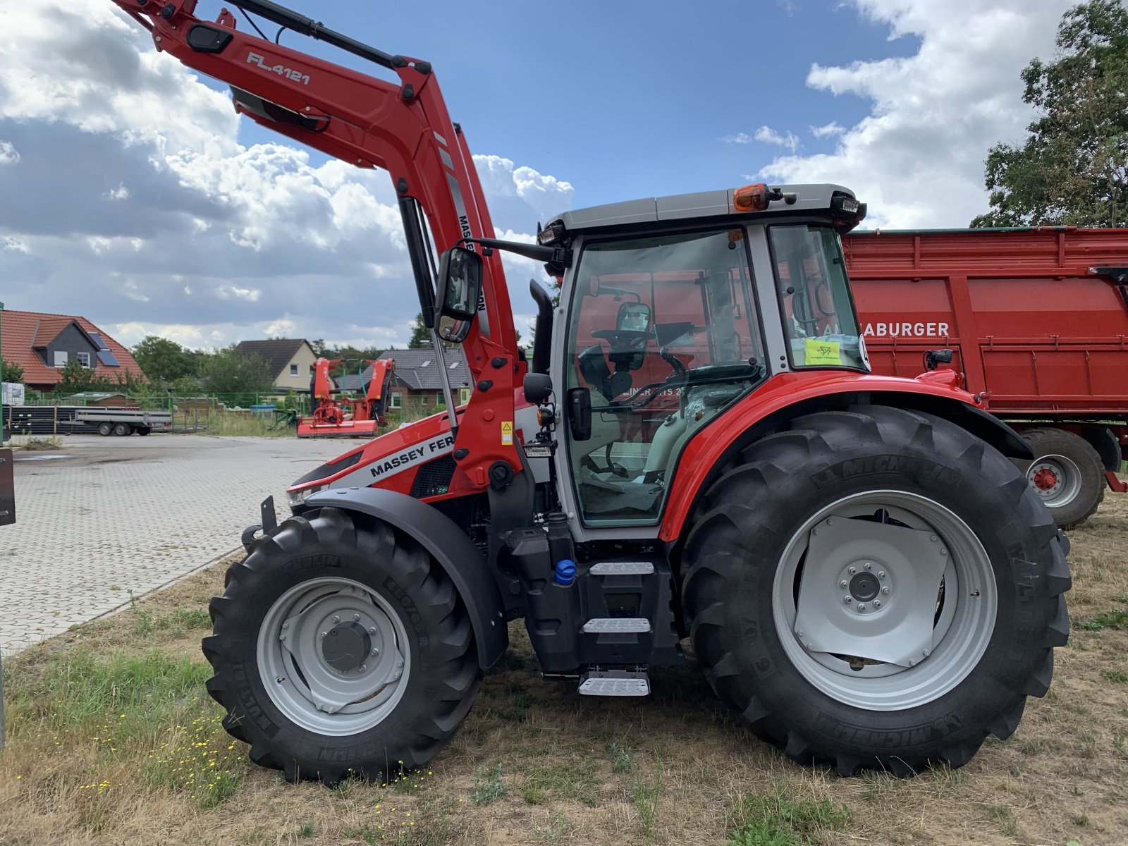 Traktor des Typs Massey Ferguson 5S.145 Dyna-6 Exclusive, Vorführmaschine in Wittingen (Bild 1)