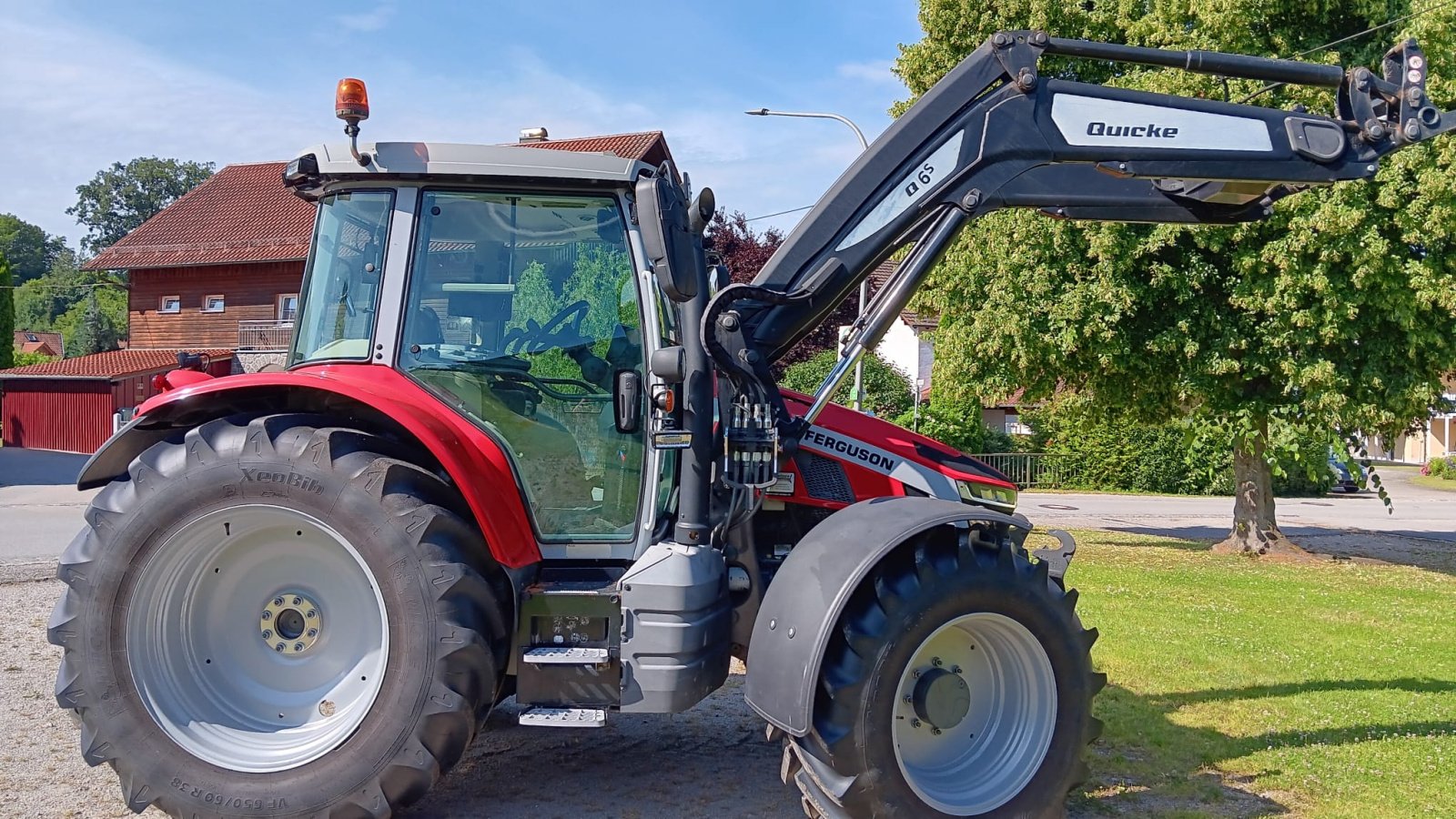 Traktor типа Massey Ferguson 5S.145 Dyna-6 Exklusive, Gebrauchtmaschine в Bad Griesbach (Фотография 2)