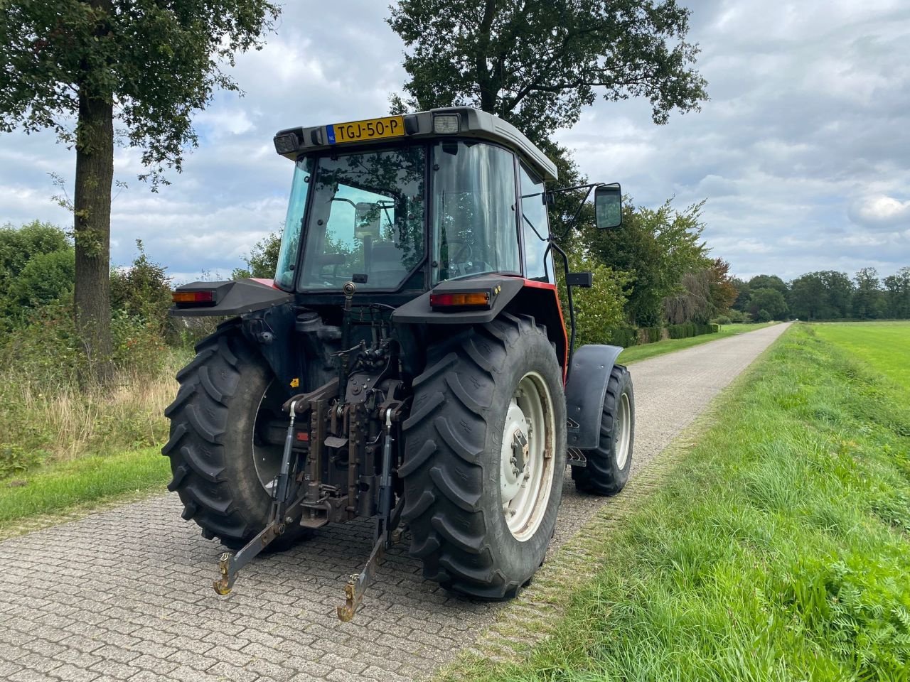 Traktor des Typs Massey Ferguson 6130 Power Shift, Gebrauchtmaschine in Winterswijk - Huppel (Bild 7)