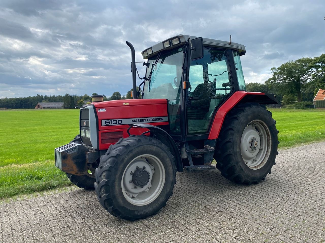 Traktor typu Massey Ferguson 6130 Power Shift, Gebrauchtmaschine v Winterswijk - Huppel (Obrázek 1)