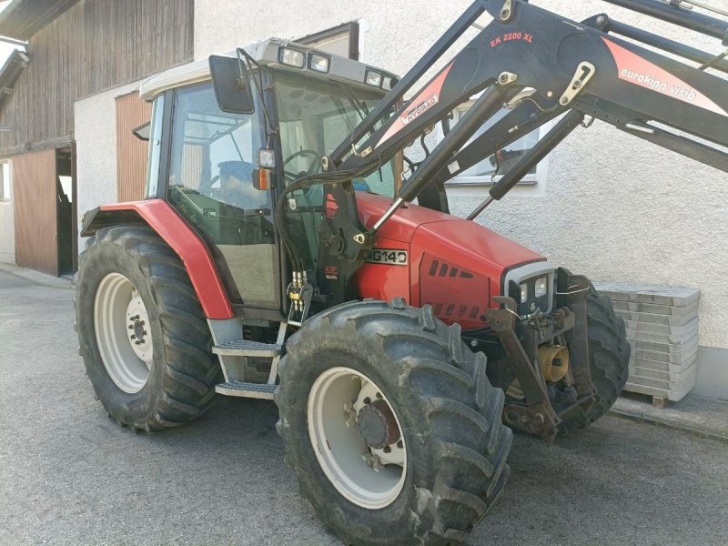 Traktor типа Massey Ferguson 6140-4 F, Gebrauchtmaschine в NATTERNBACH (Фотография 1)