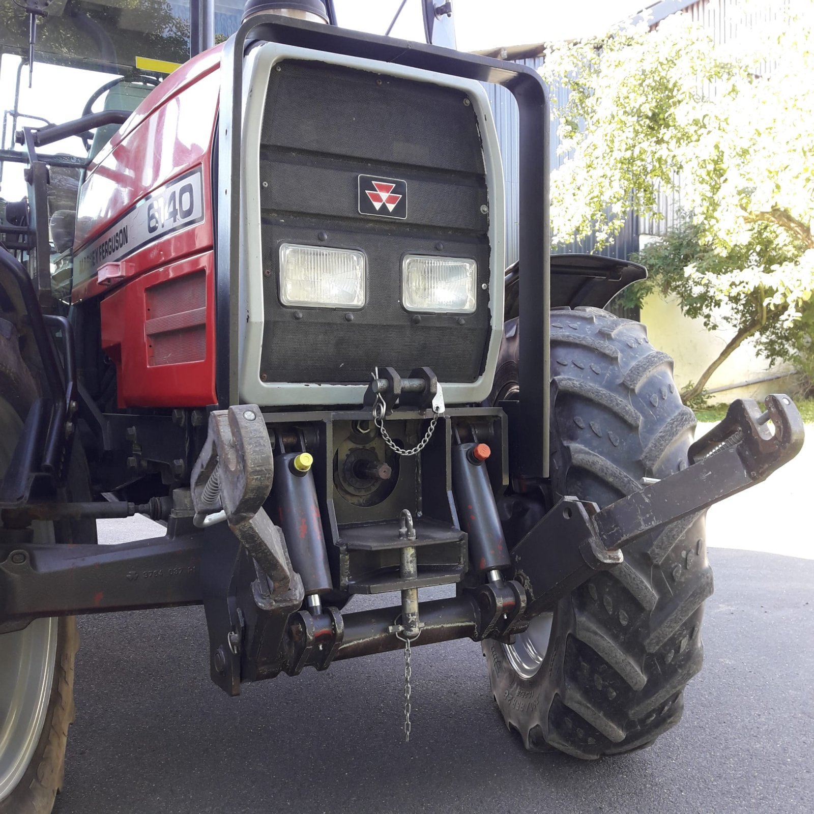 Traktor van het type Massey Ferguson 6140, Gebrauchtmaschine in Kirchenlamitz (Foto 7)