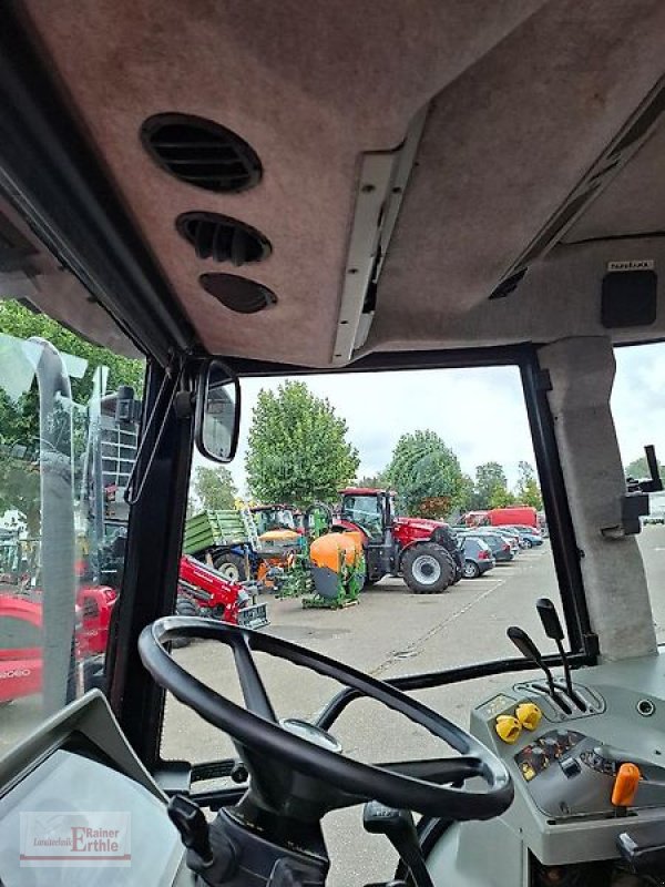 Traktor typu Massey Ferguson 6150 Dynashift, Gebrauchtmaschine w Erbach / Ulm (Zdjęcie 11)