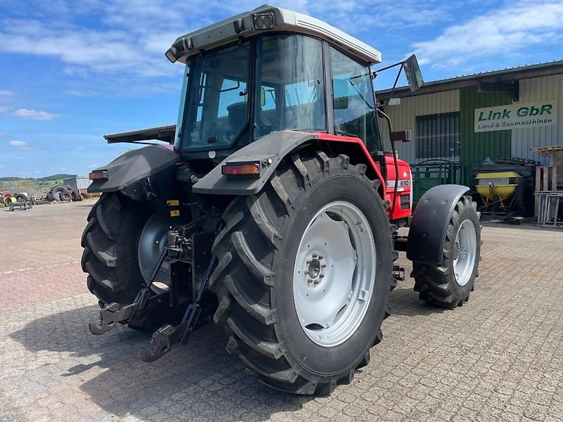 Traktor of the type Massey Ferguson 6150 Dynashift, Gebrauchtmaschine in Steinau  (Picture 4)