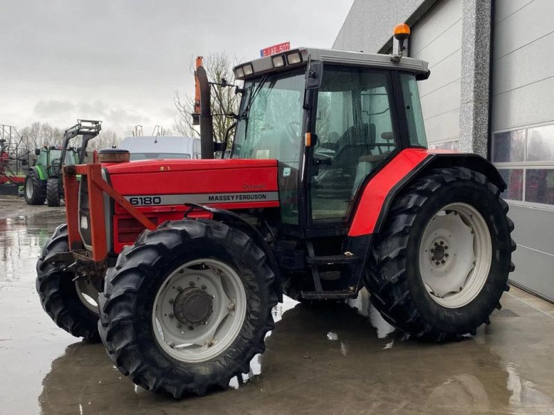 Traktor van het type Massey Ferguson 6180 6180, Gebrauchtmaschine in Wevelgem (Foto 1)