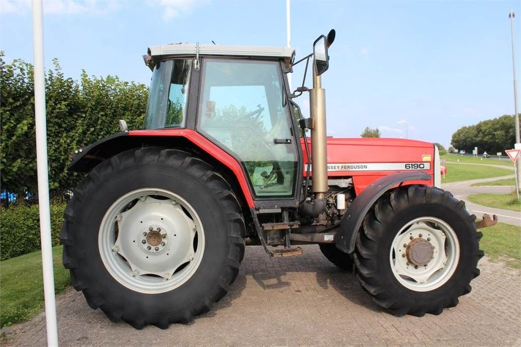 Traktor van het type Massey Ferguson 6190, Gebrauchtmaschine in Bant (Foto 3)