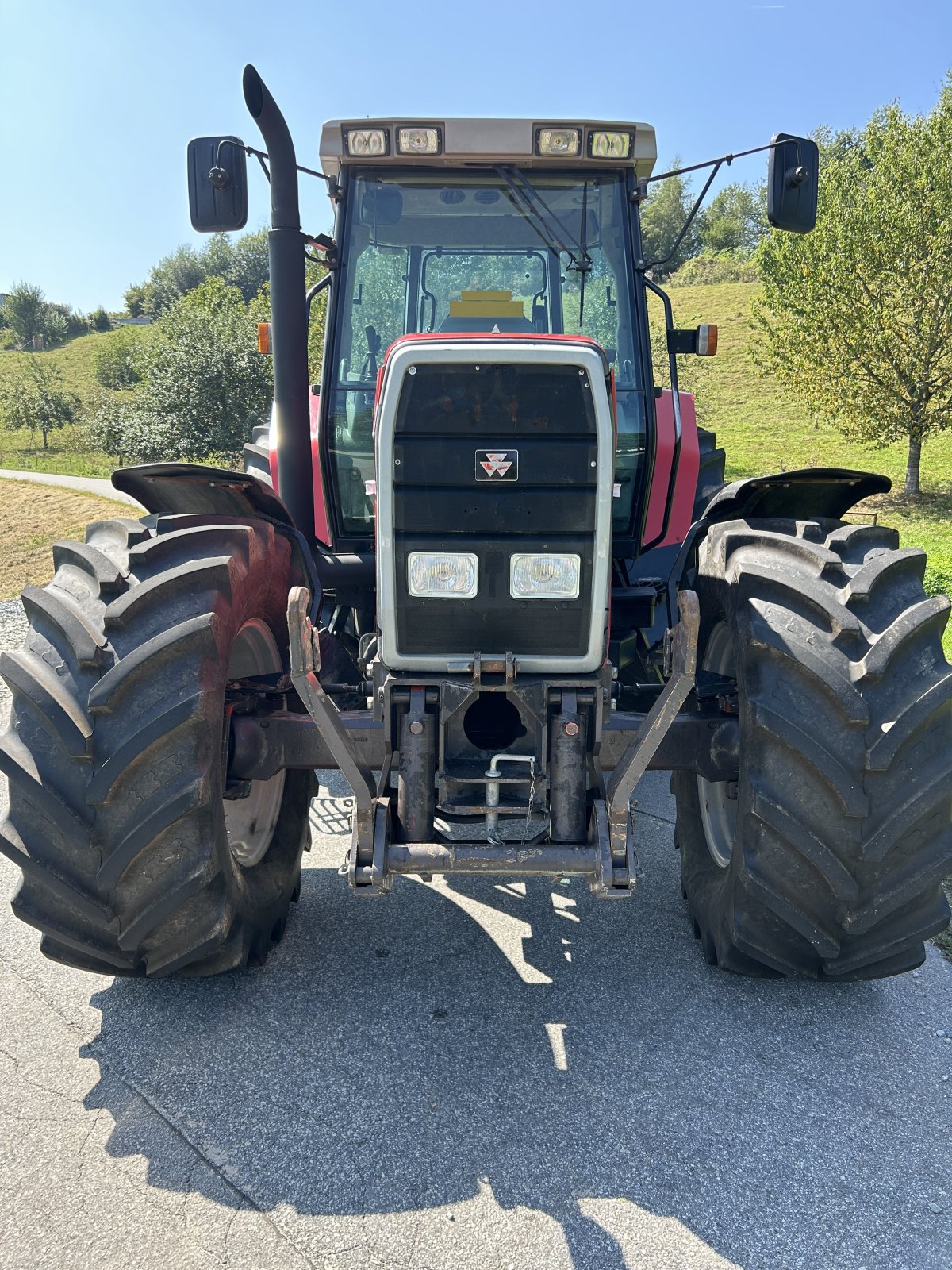 Traktor του τύπου Massey Ferguson 6190, Gebrauchtmaschine σε Bad Griesbach (Φωτογραφία 2)