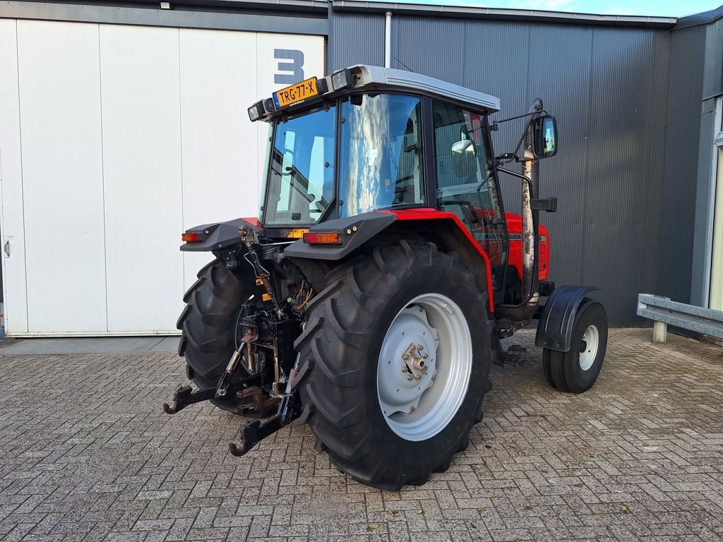 Traktor typu Massey Ferguson 6235 SPEEDSHIFT, Gebrauchtmaschine w MARIENHEEM (Zdjęcie 7)