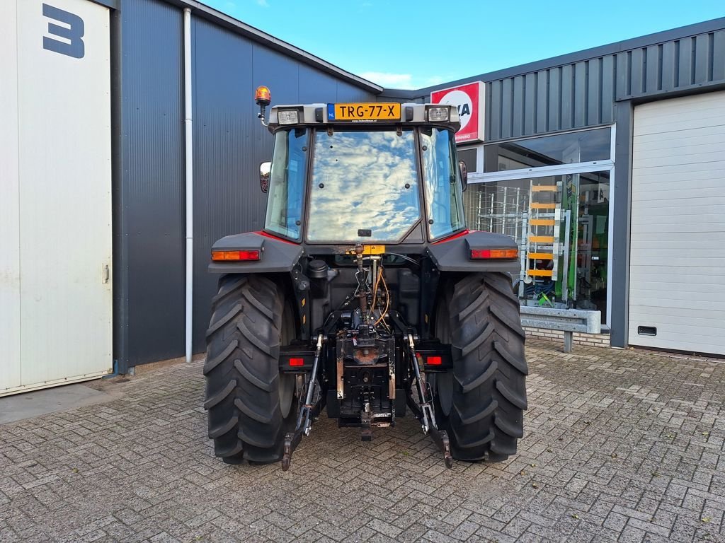 Traktor typu Massey Ferguson 6235 SPEEDSHIFT, Gebrauchtmaschine v MARIENHEEM (Obrázok 5)