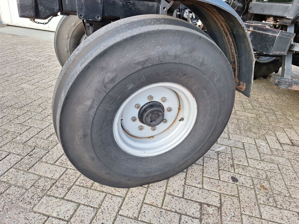 Traktor van het type Massey Ferguson 6235 SPEEDSHIFT, Gebrauchtmaschine in MARIENHEEM (Foto 8)